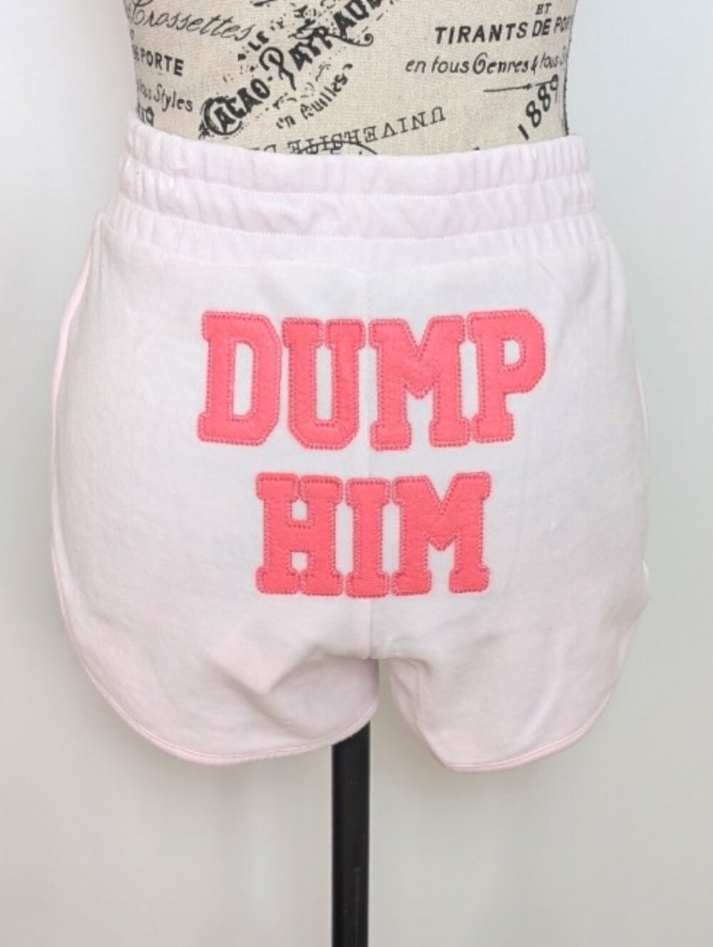 JUICY COUTURE | Women's Soft Pink Glow Velour "Dump Him" Shorts
